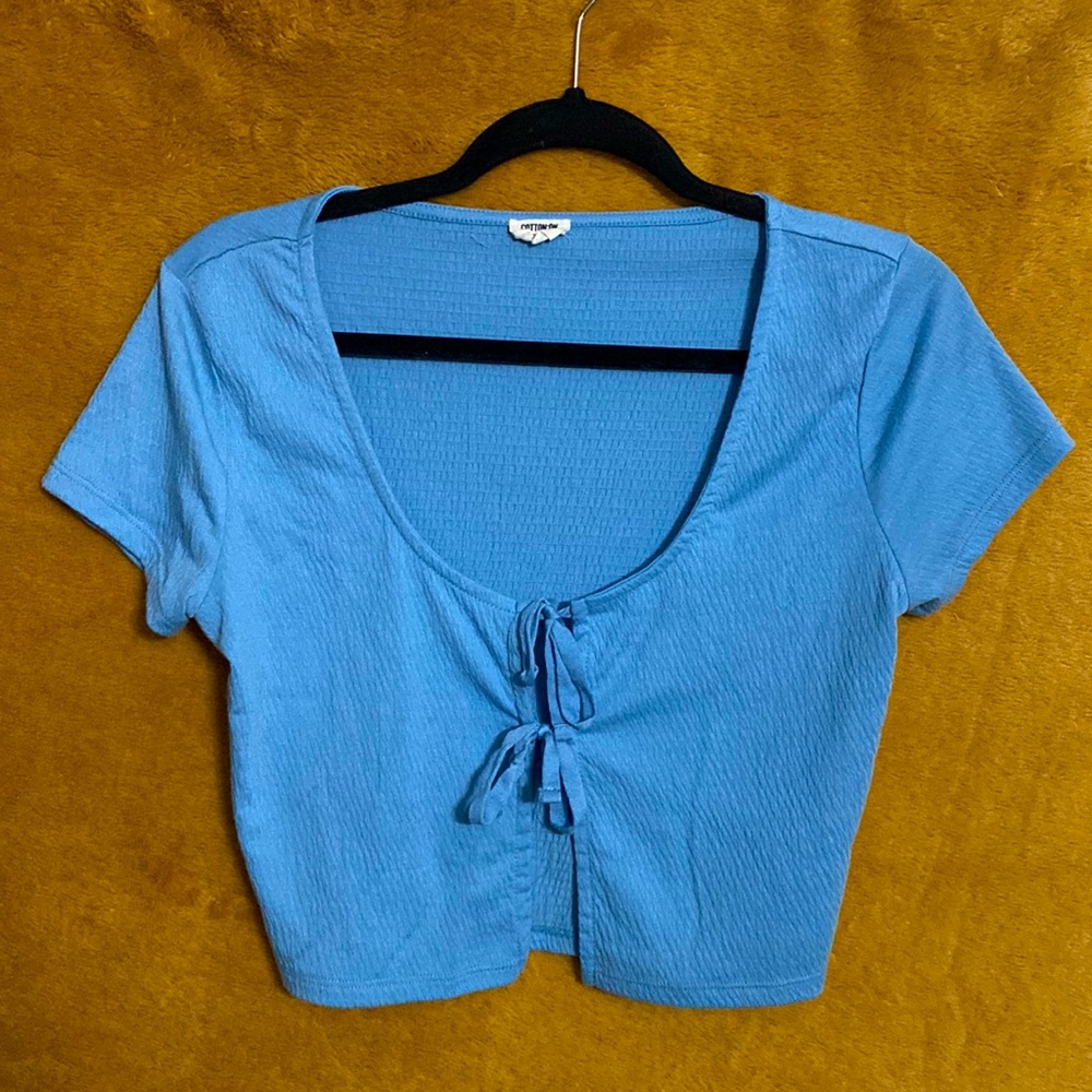 Garage front tie crop top
